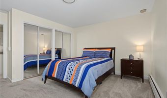 132 Hoffman Ave 207, Cranston, RI 02920