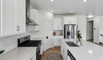 4507 Everest Ave, Ames, IA 50014