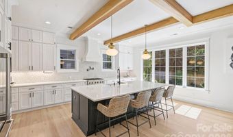 3224 E Ford Rd, Charlotte, NC 28205