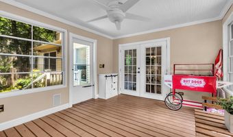 382 Wheaton Ave, Bayville, NJ 08721