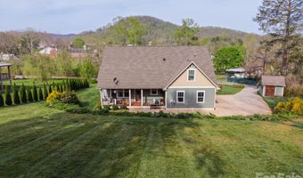 25 W Haven Dr, Arden, NC 28704