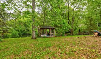 12 Silver Dr, Burlington, CT 06013