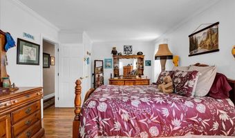 1688 North Ave, Burlington, VT 05408