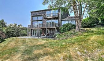 25 Fort Hill Rd, Bristol, RI 02809