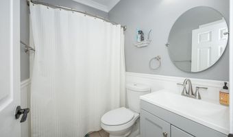 15208 Lisa Dr, Biloxi, MS 39532