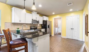 121 Acacia Ln, Abbeville, LA 70510