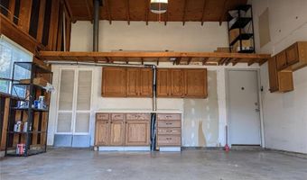 507 Glenmeadow Dr, Ballwin, MO 63011