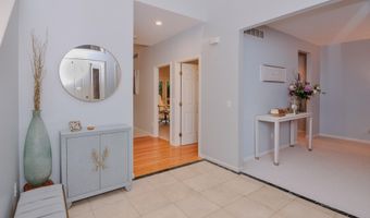 588 Green Rd, Ann Arbor, MI 48105