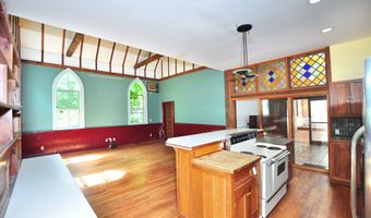 14 River Rd, Cornwall, CT 06796