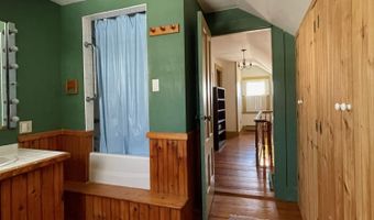 410 Washington St, Bath, ME 04530