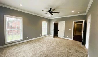 104 Canterbury Cir, Arab, AL 35016
