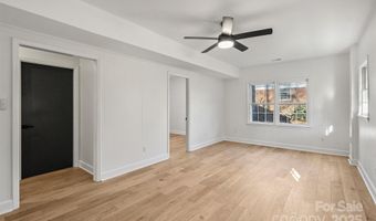 6706 Queensberry Dr, Charlotte, NC 28226