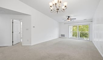 20600 CORNSTALK Ter 302, Ashburn, VA 20147