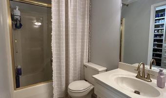 217 Edgewood Dr, Bardstown, KY 40004