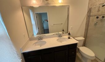 41717 MCMONAGLE Sq, Aldie, VA 20105
