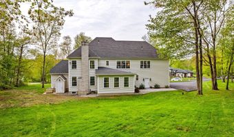 64 Warren Gln, Burlington, CT 06013