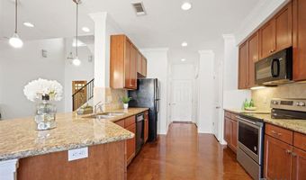 8000 Stonelake Village Ave #704, Baton Rouge, LA 70820
