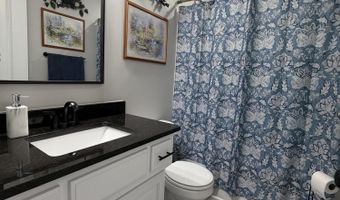 127 Hidden Valley Dr, Bardstown, KY 40004