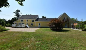 146 Calef Hwy, Barrington, NH 03825