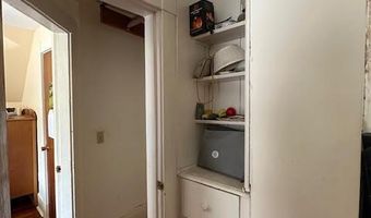 98 Bayview St, Belfast, ME 04915