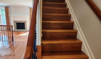 3720 MOUNT AIREY Ln, Annandale, VA 22003