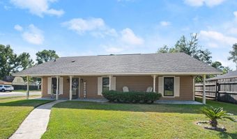 701 Sandra Dr, Baker, LA 70714