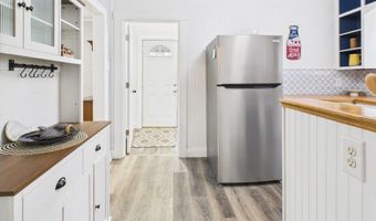 1910 W 10th St, Anderson, IN 46016