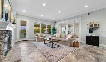 2216 Blossom Hill Ln, Escondido, CA 92029