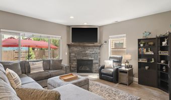 21340 NE Evelyn Pl, Bend, OR 97701