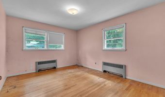 6 Ruthven Pl, Ann Arbor, MI 48104