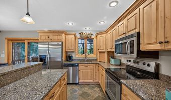 14 VICKIE Way, Basye, VA 22810