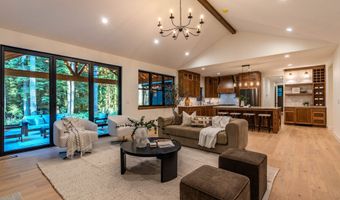 21054 E Country Club Rd, Brightwood, OR 97011