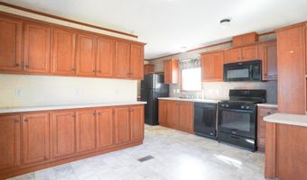 4418 Oakland Dr, Allendale, MI 49401