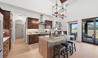 570 S Point Ct, Aledo, TX 76008