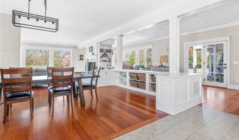 116 Nayatt Rd, Barrington, RI 02806
