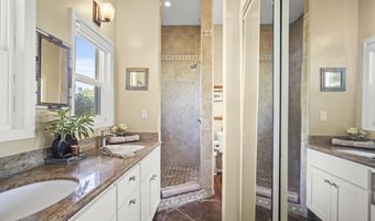 1004 N Honokala Rd Unit B, Haiku, HI 96708
