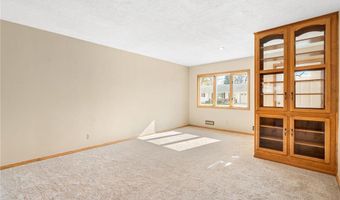 313 Glenn Rd, Albert Lea, MN 56007