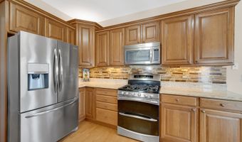 3720 BUNKER HILL Dr, Algonquin, IL 60102