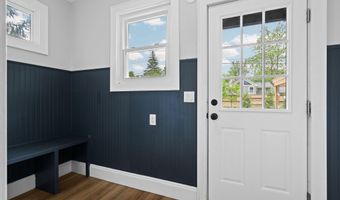 2050 Camelot Rd, Ann Arbor, MI 48104