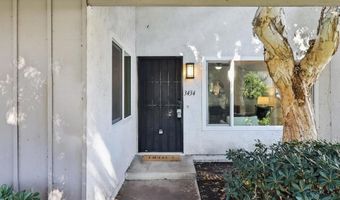 3434 Seabreeze Walk, Oceanside, CA 92056