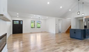86 Branch View Ter, Alfred, ME 04002