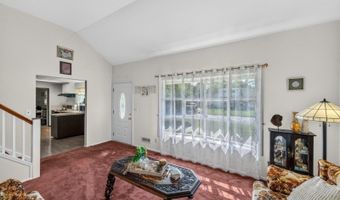 10 Frances Rd, Bayonne, NJ 07035