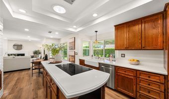 719 S Goldfinch Way, Anaheim, CA 92807