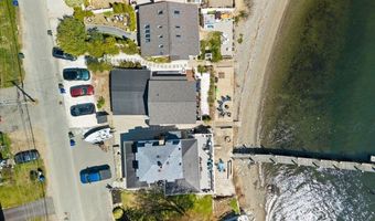 106 King Philip Ave, Bristol, RI 02809