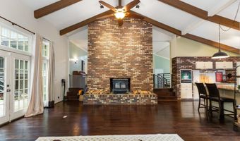 1624 LAKESHORE Dr, Anniston, AL 36207