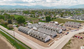 5600 Trueman St #B, Chubbuck, ID 83202