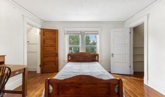 910 W Huron St, Ann Arbor, MI 48103