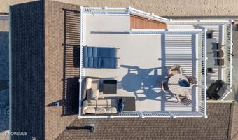 211 Stratford Ave, Beach Haven, NJ 08008