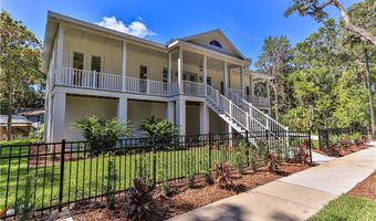 130 NE Crystal St, Crystal River, FL 34428