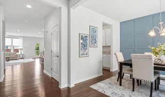 552 Wishing Tree Ln, Ann Arbor, MI 48108